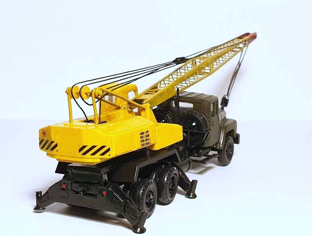 KrAZ-250K Autodrehkran KS-4562 – Modell H0 (1:87)