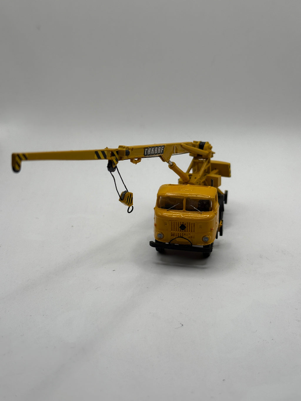 IFA ADK 70 Autokran H0 1:87