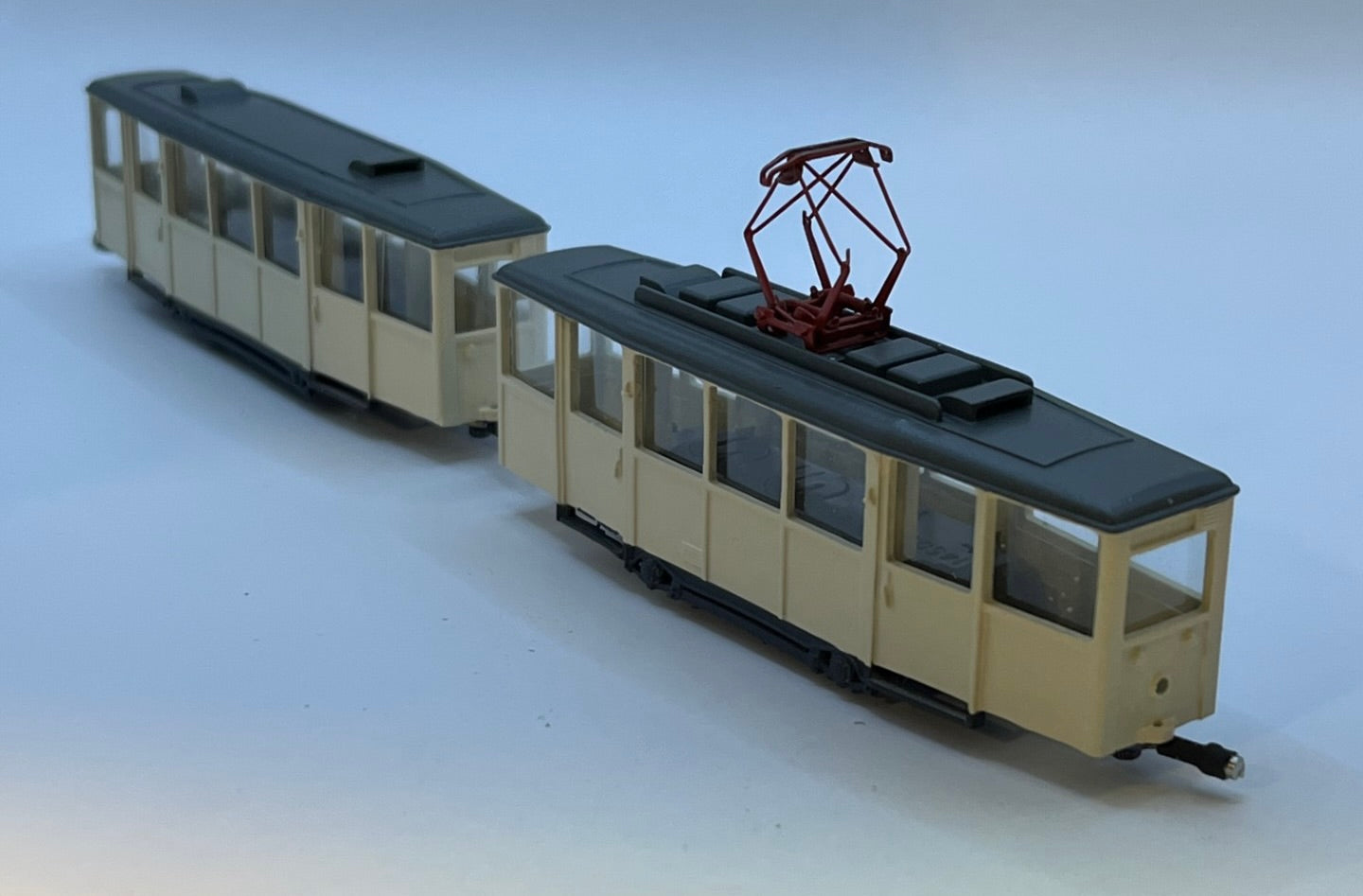 Straßenbahnzug Kriegstraßenbahnwagen (KSW) – TTm 1:120 motorisiert
